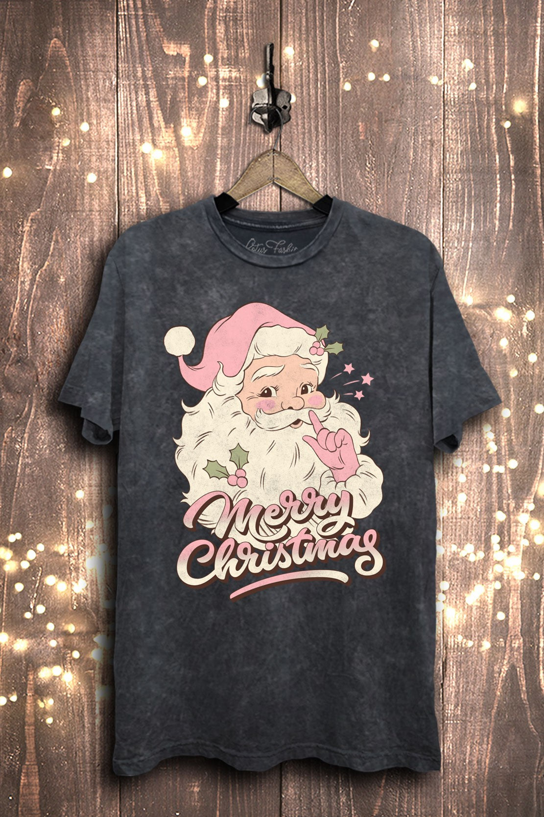 Santa Mineral Washed Graphic Tee