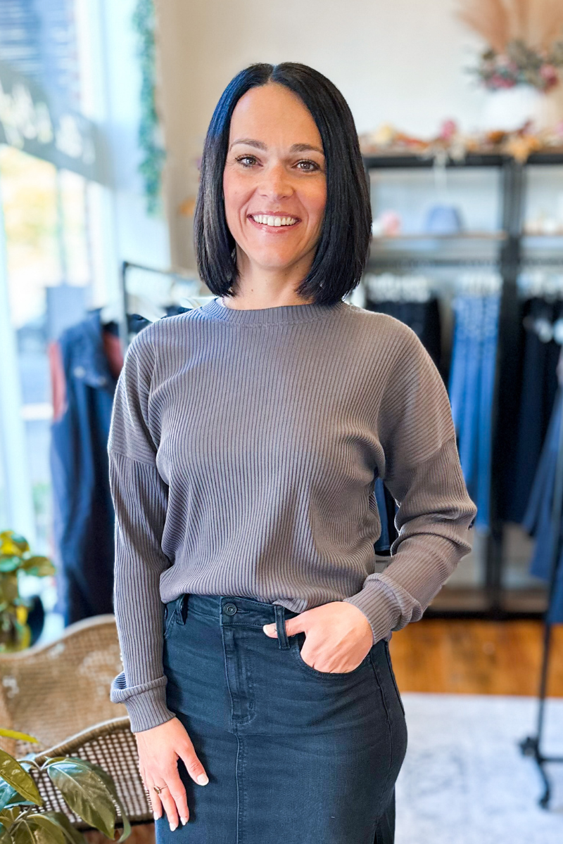 The Alessia Oversized Ribbed Sweater in Charcoal