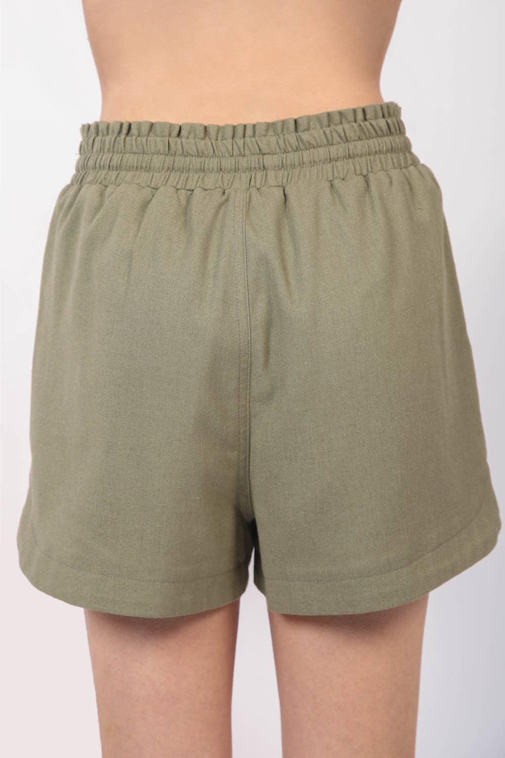 The Hazel Linen Shorts in Olive