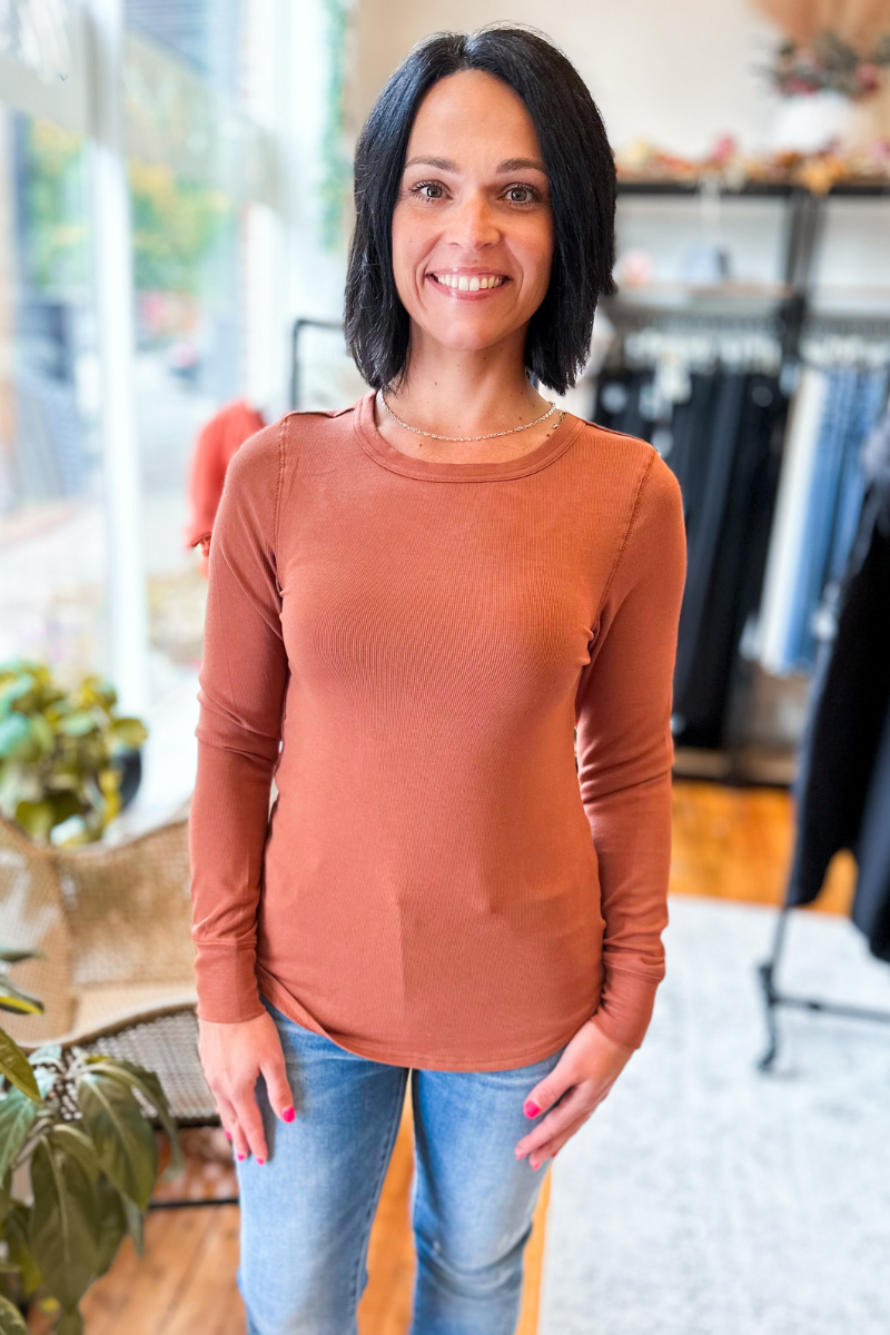 Laurel Top in Rustic Brown