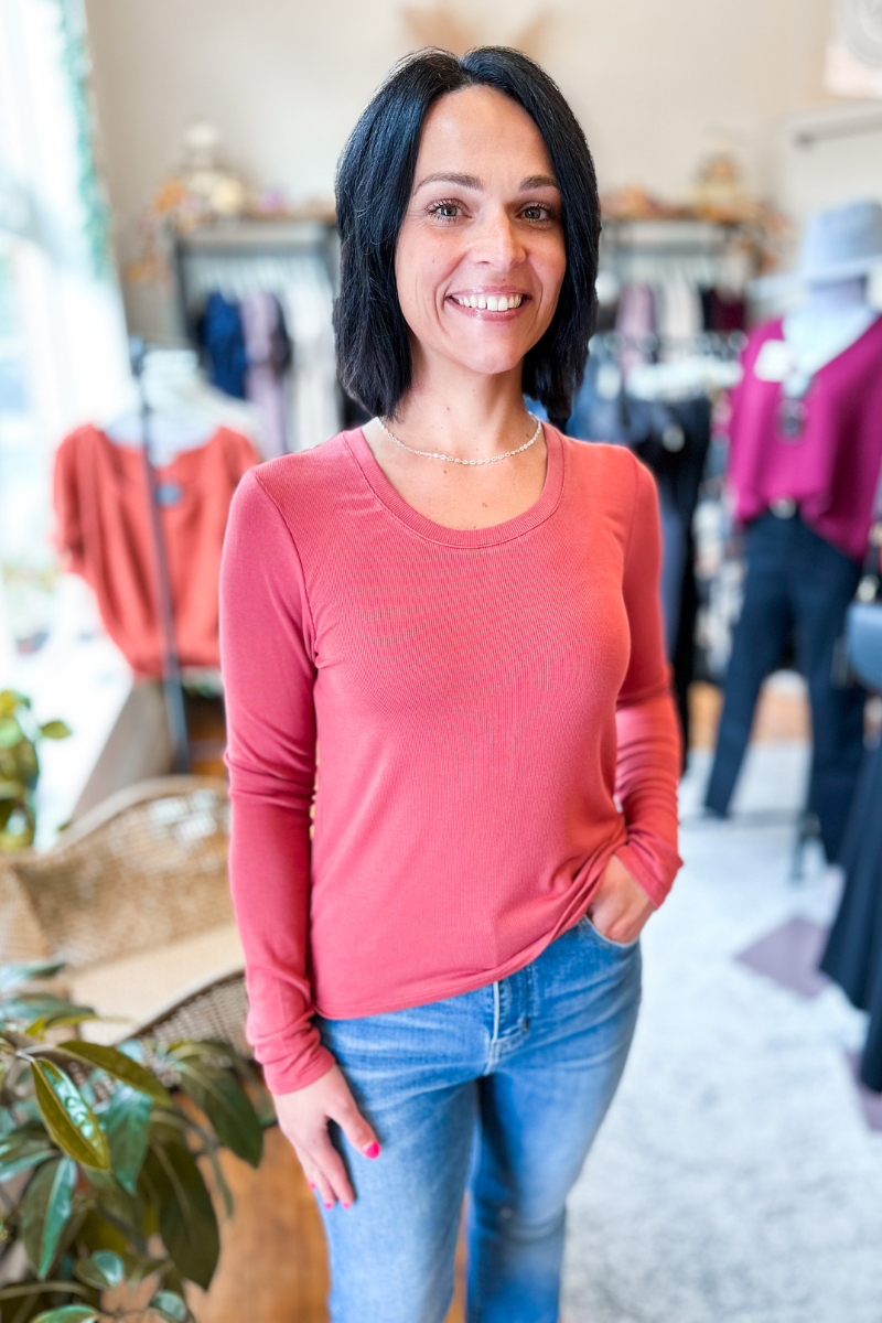 Briar Top in Cranberry