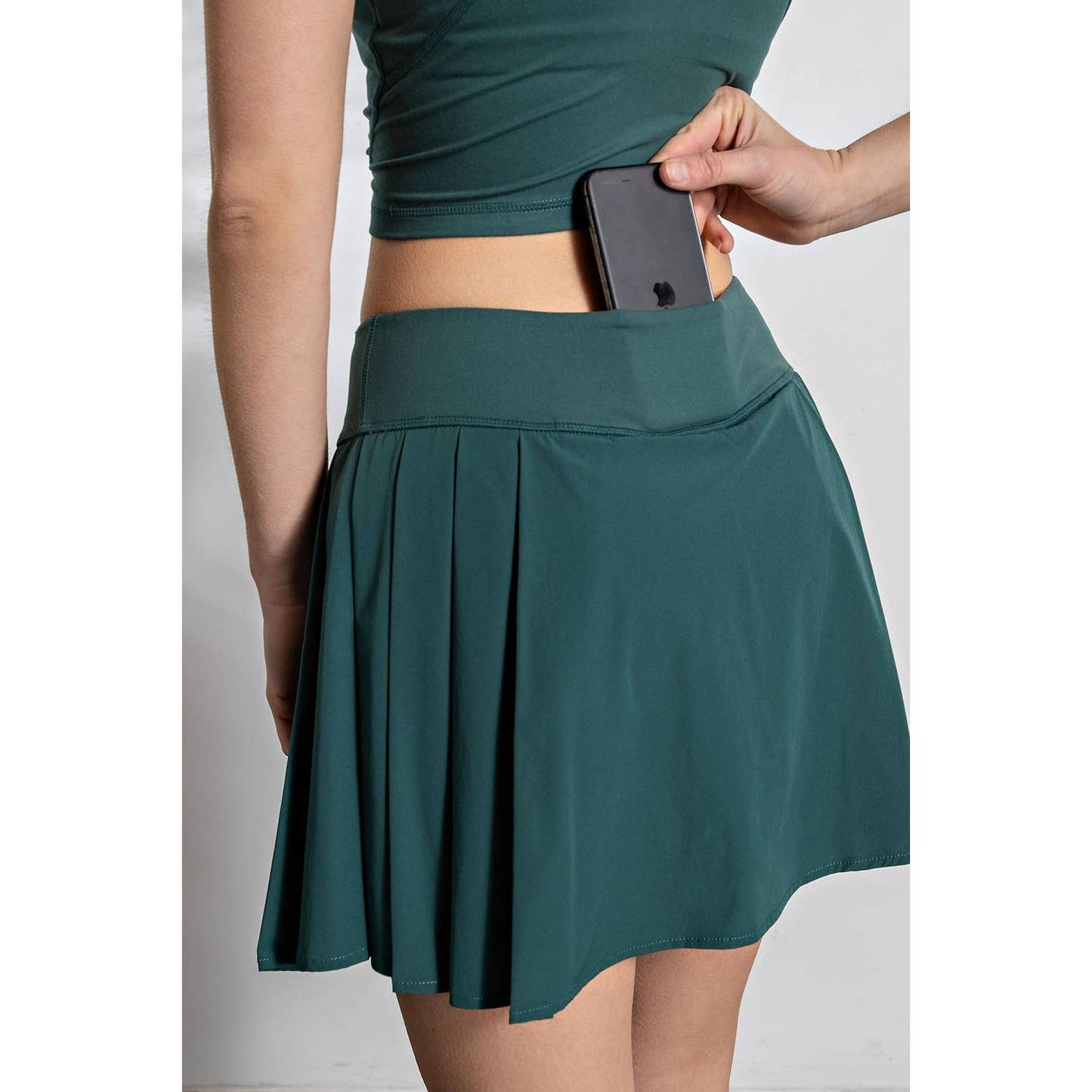 The Jessica Pleat Skort in Everglade Green