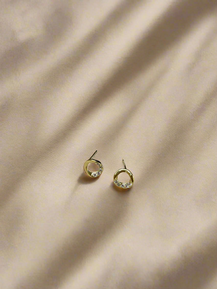 Circle X Heart Gold Dipped Stud Earring Set: SILVER