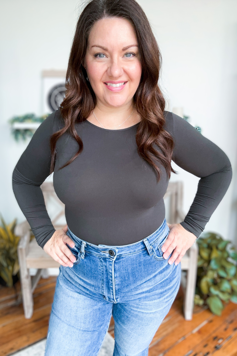 Eva Long Sleeve Crew Neck Top In Charcoal