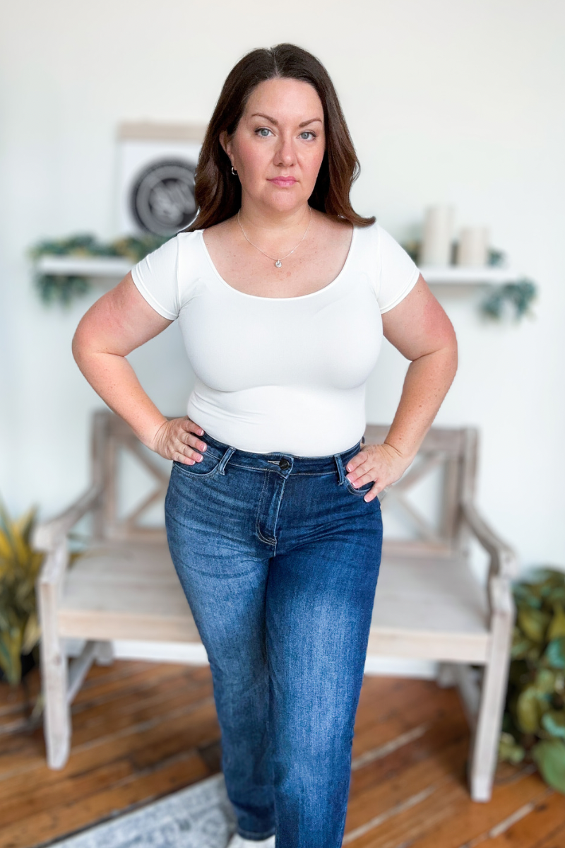 Ava Cap Sleeve Scoop Neck Top in Ivory