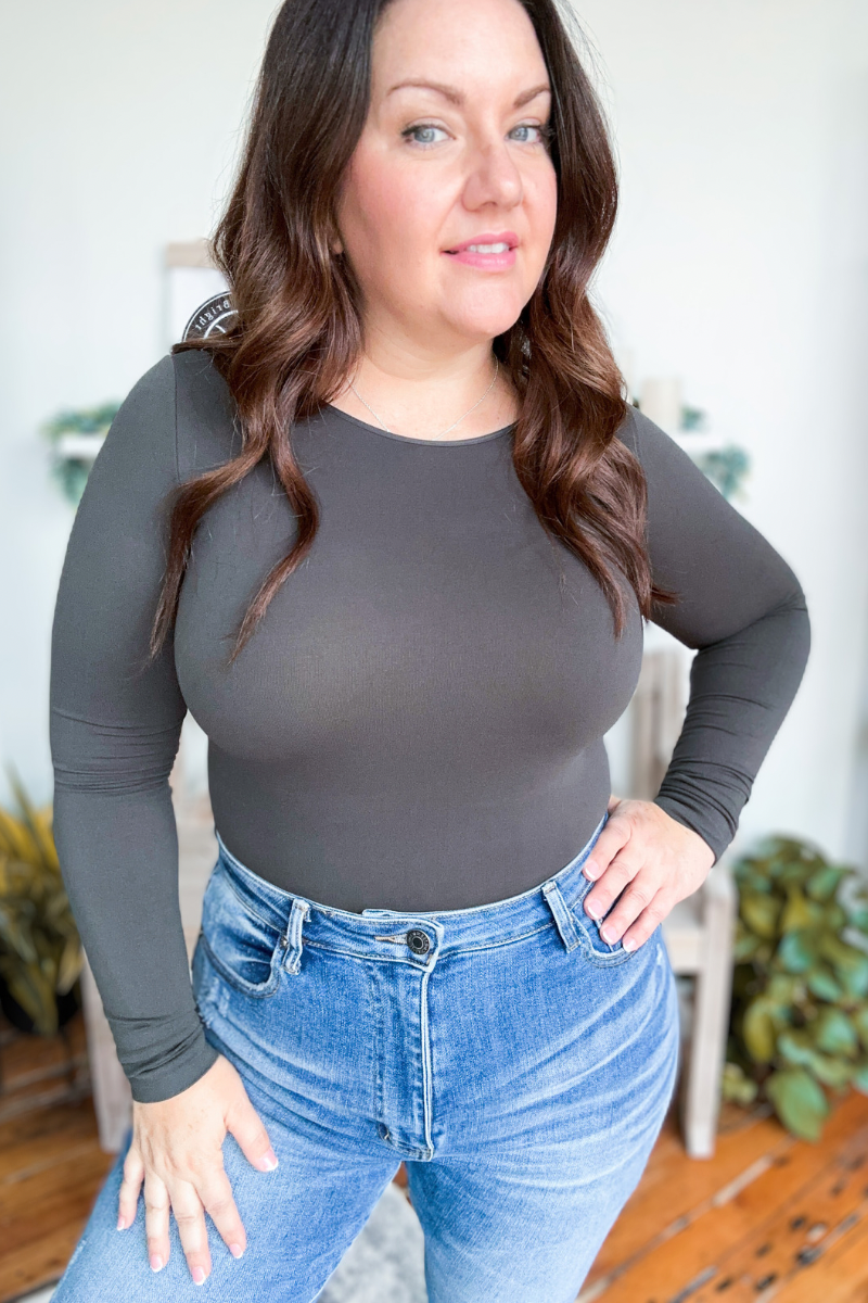 Eva Long Sleeve Crew Neck Top In Charcoal