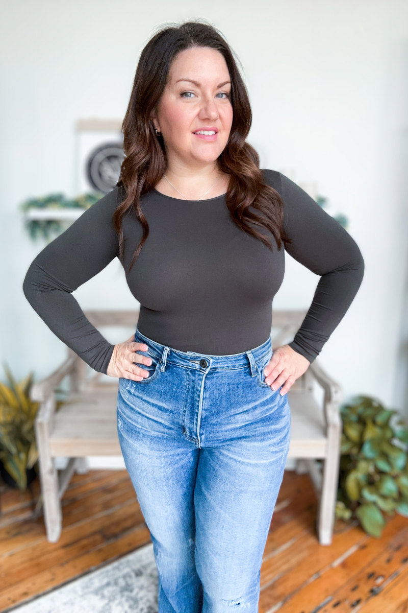 Eva Long Sleeve Crew Neck Top In Charcoal