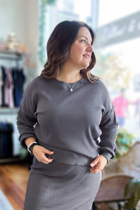 The Alessia Oversized Ribbed Sweater in Charcoal