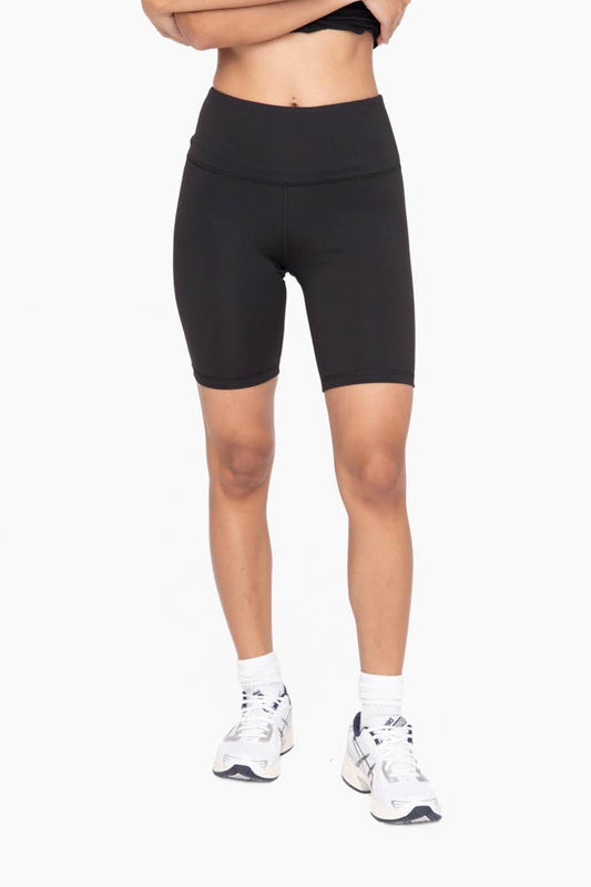 Highwaist Biker Shorts in Black