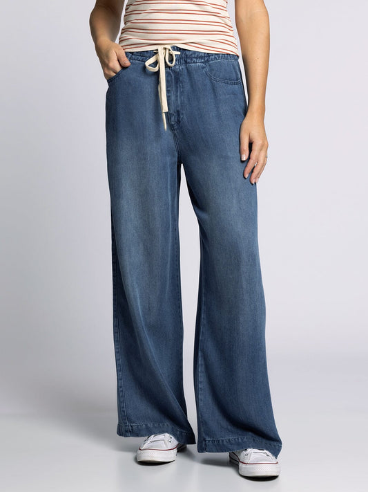 Austin Pants in Sarah Wash by Thread & Supply