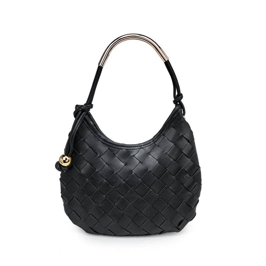 Lucia Hobo in Black