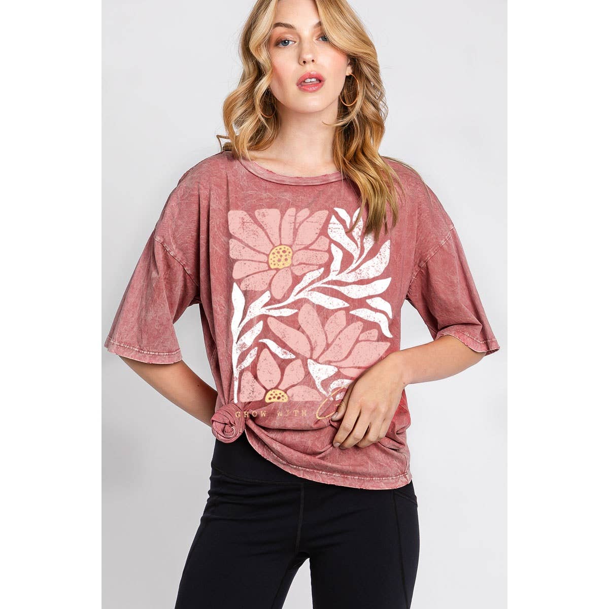 GROW WITH GRACE OVERSIZED GRAPHIC TEE: MINERAL RASPBERRY