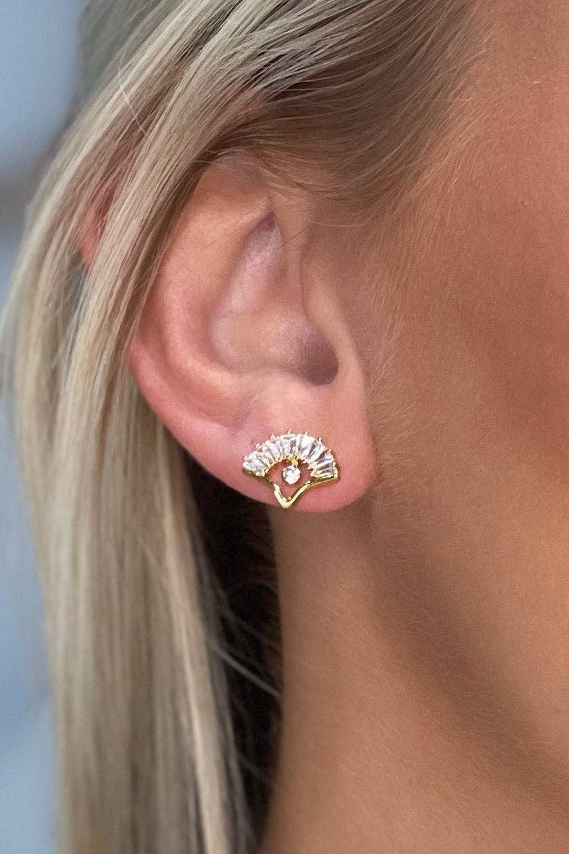 Kloi Earrings in Gold